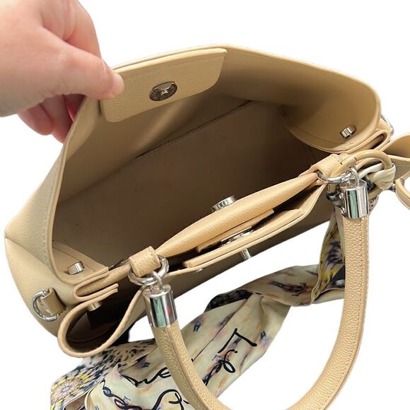 Crossi Handbag Purse Beige Faux Leather Top Handle Shoulder Strap Turn Clasp - Picture 6 of 11